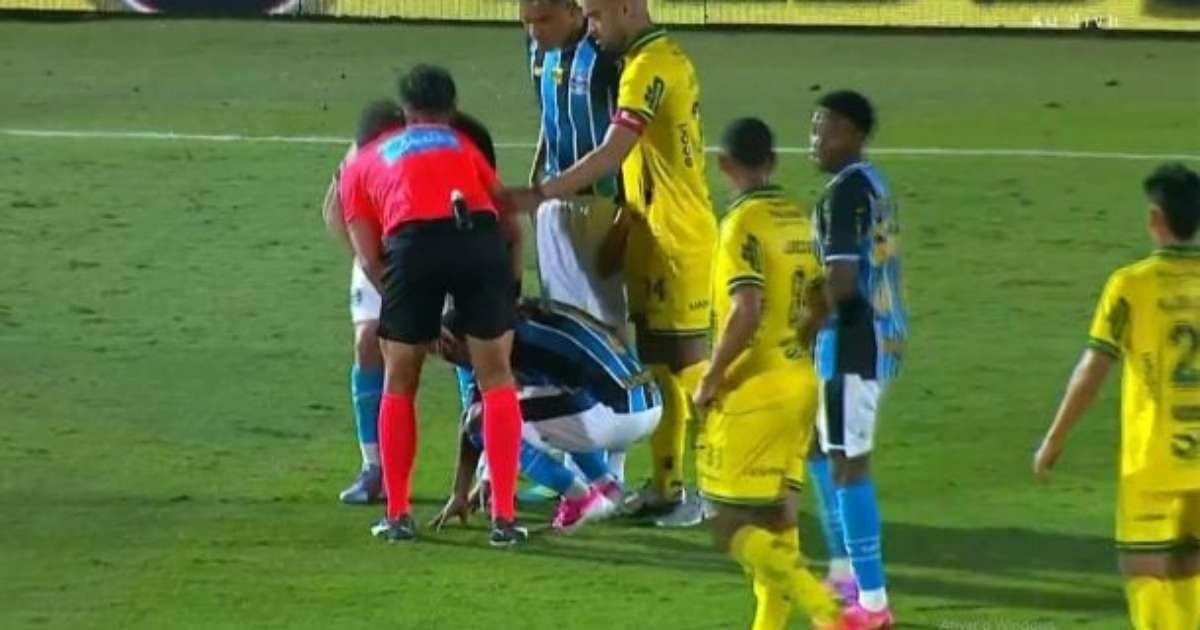 Incidente preocupante: Grêmio perde Amuzu em jogo contra o Mirassol e se complica na tabela