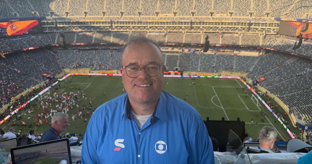 Everaldo Marques emociona ao narrar Copa do Mundo e recebe elogios de Bonner