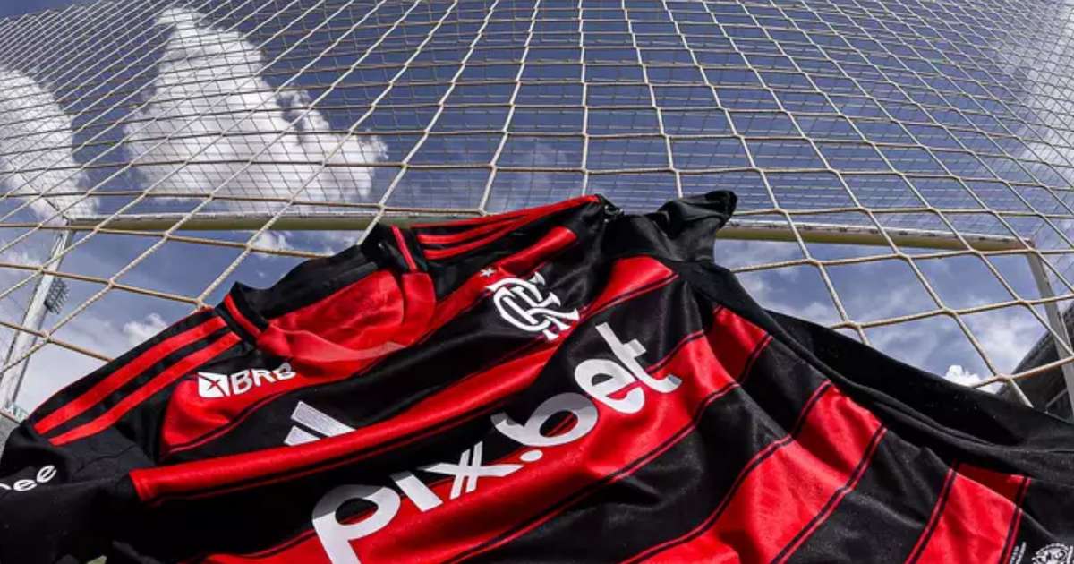 Flamengo Realiza Venda Bilionária de Cria, Busca Reforço no Ataque e Enfrenta Desafios na Libertadores