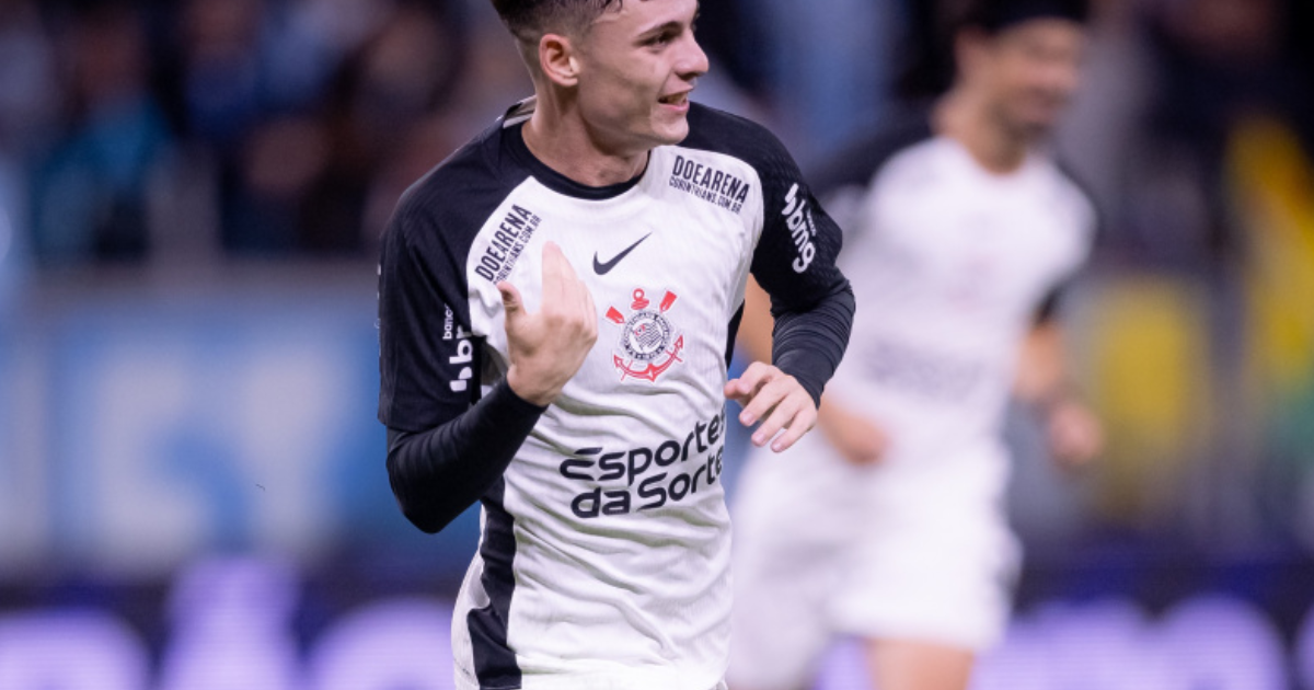 Empresário de Breno Bidon fala sobre futuro do meia no Corinthians