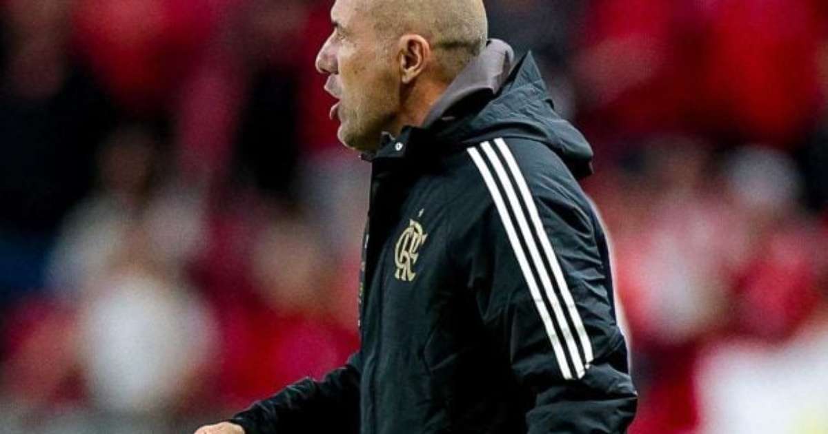 Flamengo em Alerta: Jardim Reconhece Desempenho Abaixo do Padrão e Busca Alternativas Urgentes