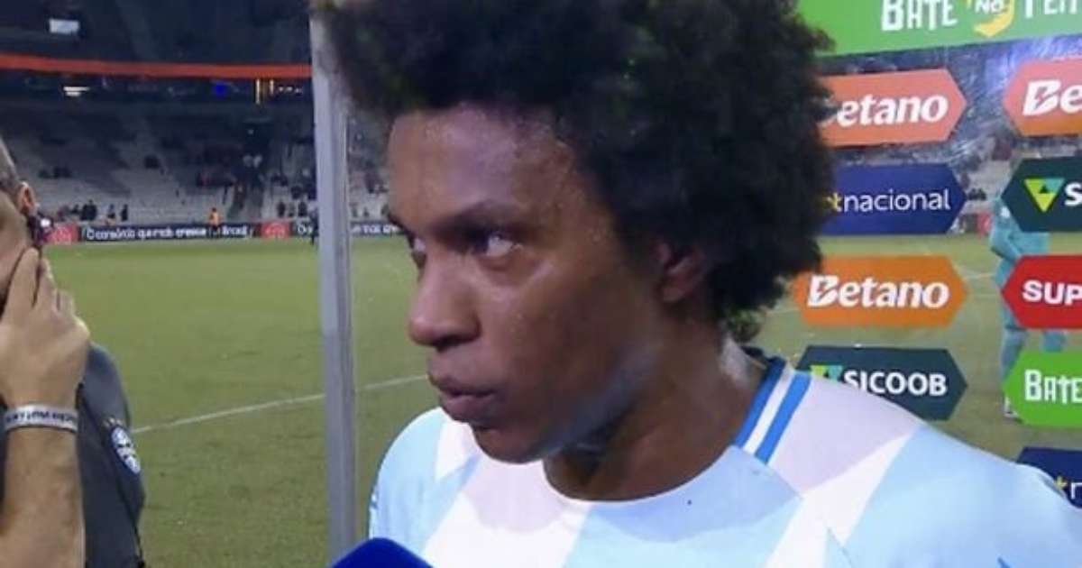 Grêmio inicia reforma no elenco e sinaliza saída de Willian para equilibrar finanças