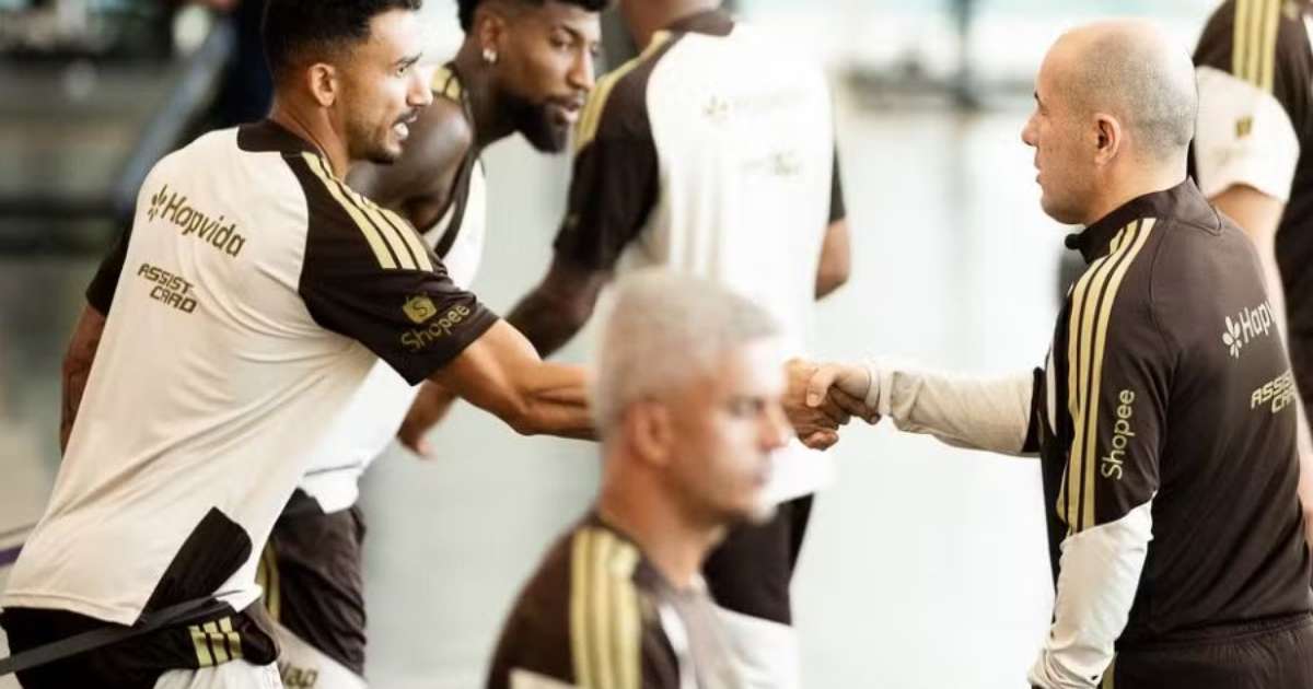 Danilo Revela Dinâmica do Grupo do Flamengo Sob a Orientação de Leonardo Jardim
