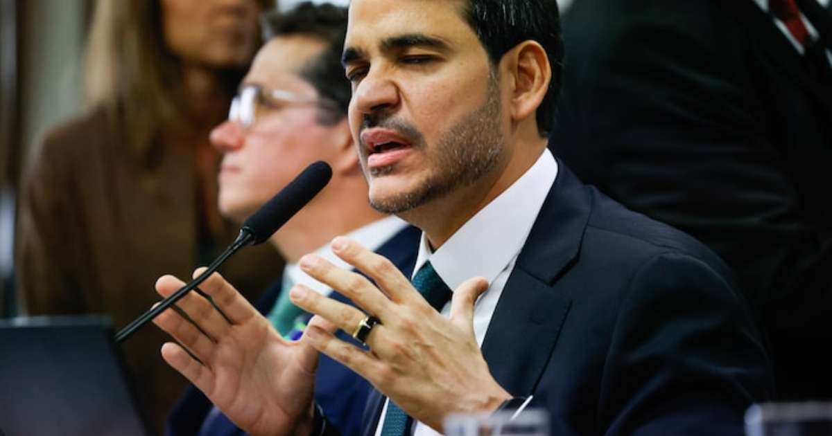 Temos todos que defender projeto constitucional de 1988, diz advogado-geral da União