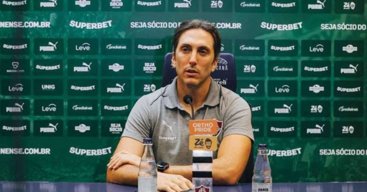 Zubeldía elogia atuação defensiva e indica John Kennedy titular no Fluminense