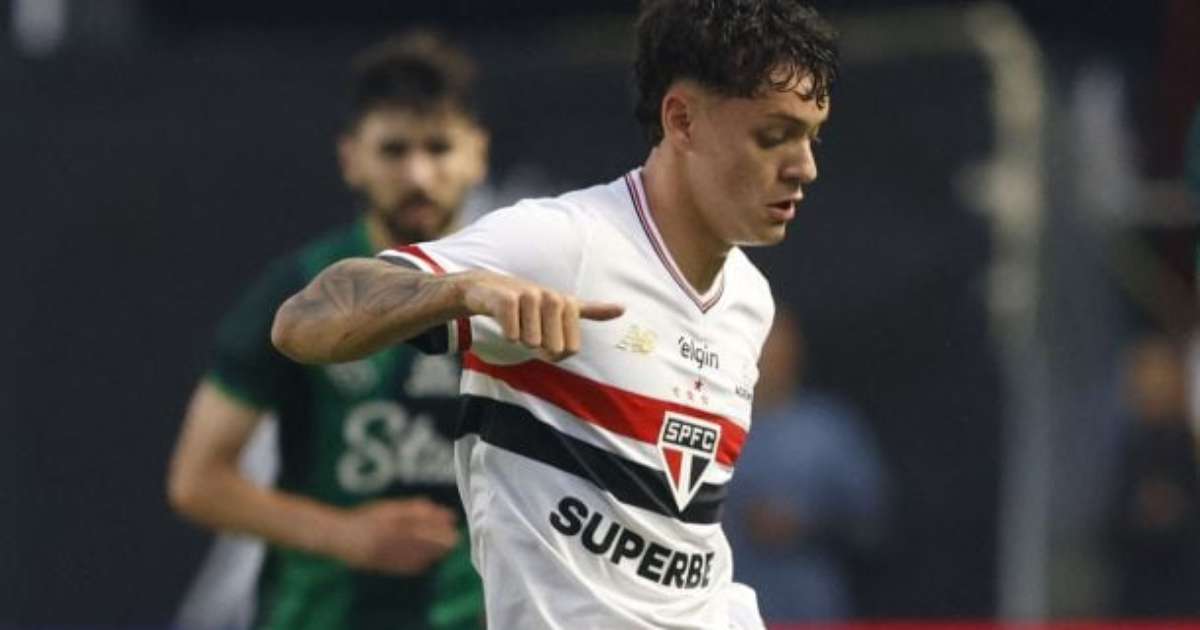 Lucca sofre acidente de carro após treino do São Paulo e pode passar por cirurgia