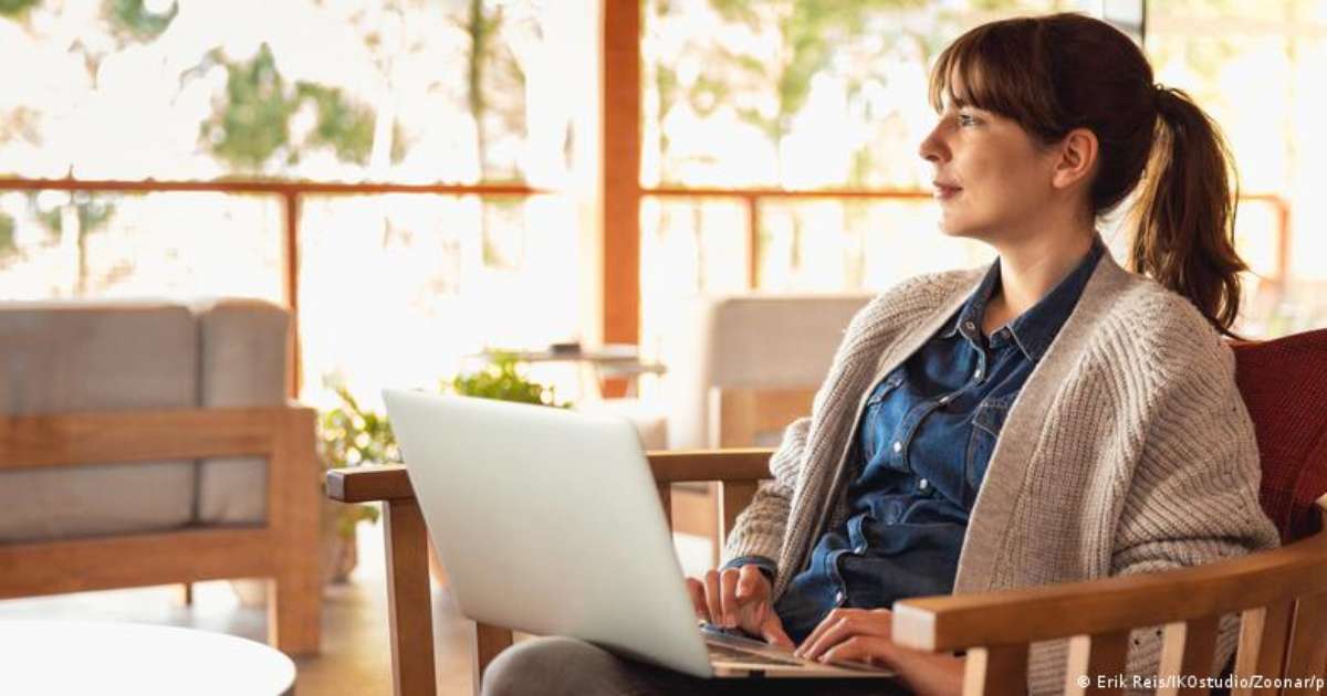 Por que os brasileiros estão trocando mais de emprego