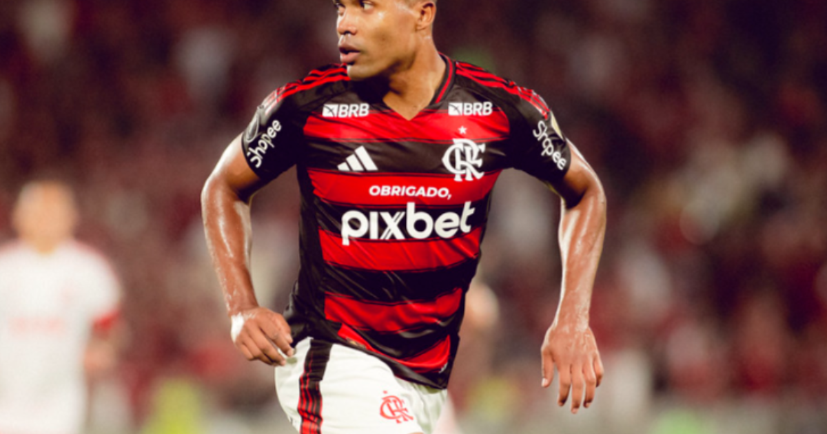 Flamengo pode lucrar milhões com a possível transferência de Alex Sandro