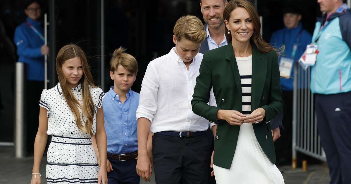 Príncipe William e Kate Middleton levam os filhos para acompanhar evento esportivo na Escócia