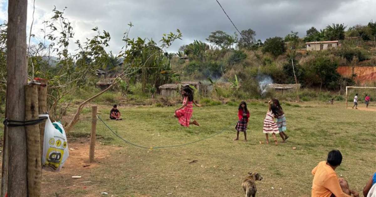 Justiça determina medidas urgentes para conter crise humanitária que ameaça povo Maxakali em MG