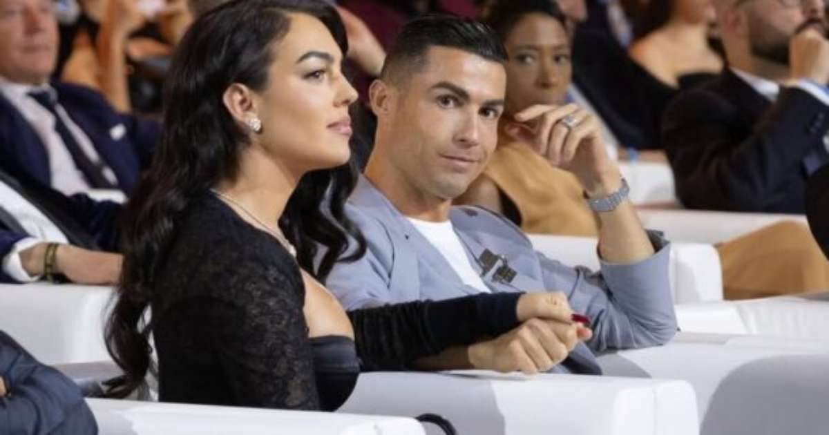 Cristiano Ronaldo e Georgina se casaram? Convite misterioso alimenta rumores