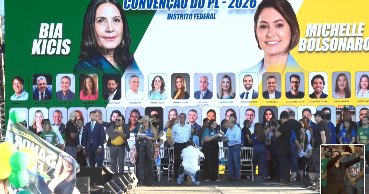 Com ausência de Michelle Bolsonaro, PL oficializa candidaturas de ex-primeira-dama e Bia Kicis ao Senado pelo DF