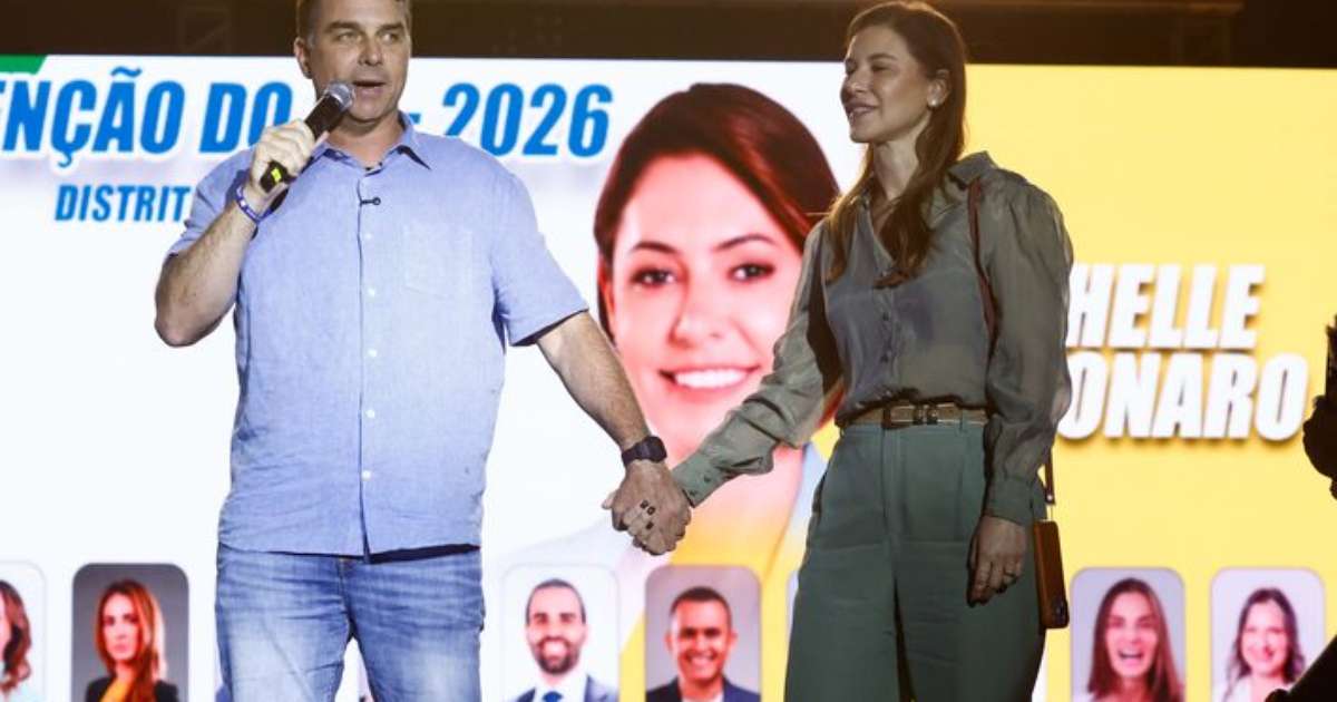 Fiscal terá gatilho para cortar gastos quando dívida/PIB atingir certo nível, diz Flávio Bolsonaro
