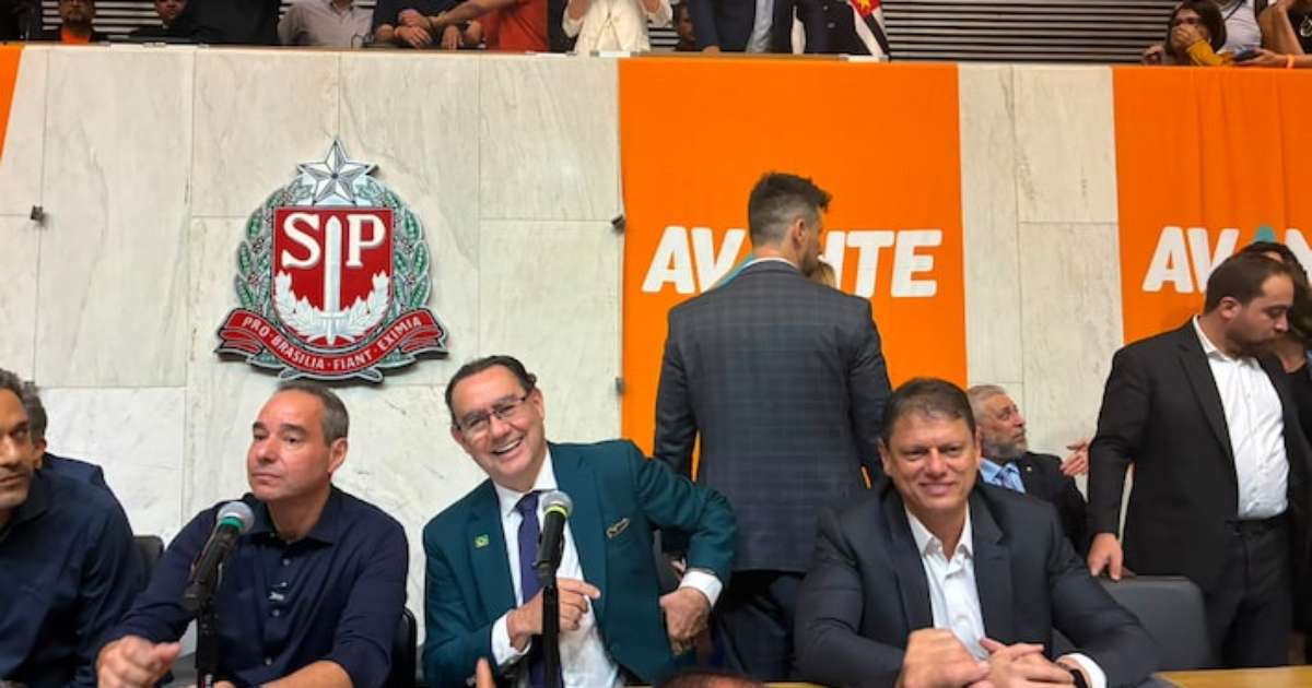 Avante oficializa candidatura de Augusto Cury a presidente em convenção com funk e Tarcísio no palco