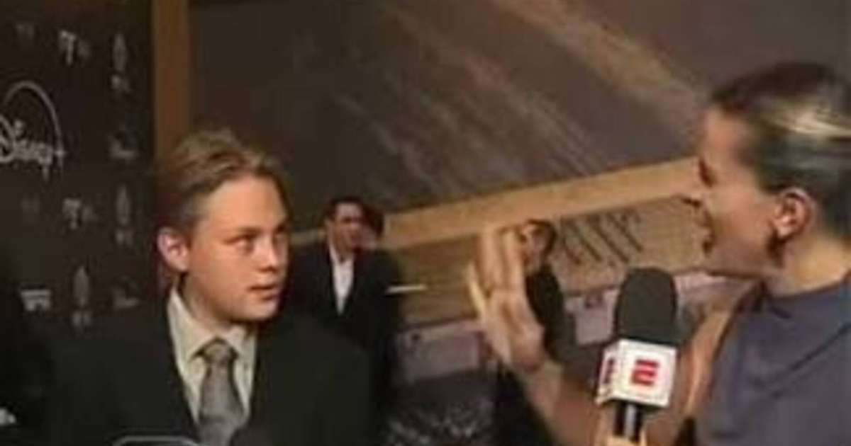 Atitude do filho de Neymar com repórter viraliza e surpreende: 'Ele é'