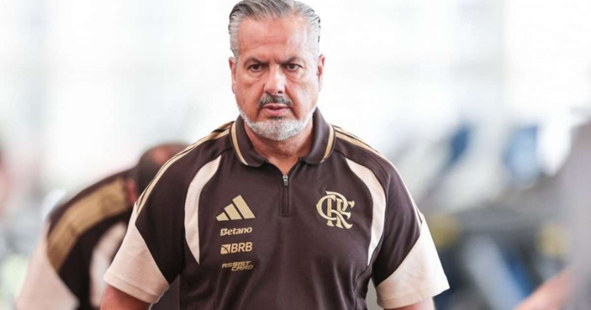 Diretoria do Flamengo quer acelerar saída de atacante