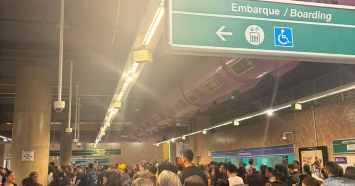 Linha 2-Verde do Metrô tem velocidade reduzida em dia de greve da CPTM