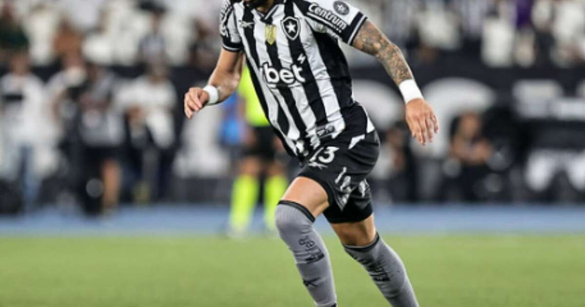 Botafogo: a declaração de Franclim Carvalho direcionada à Alex Telles