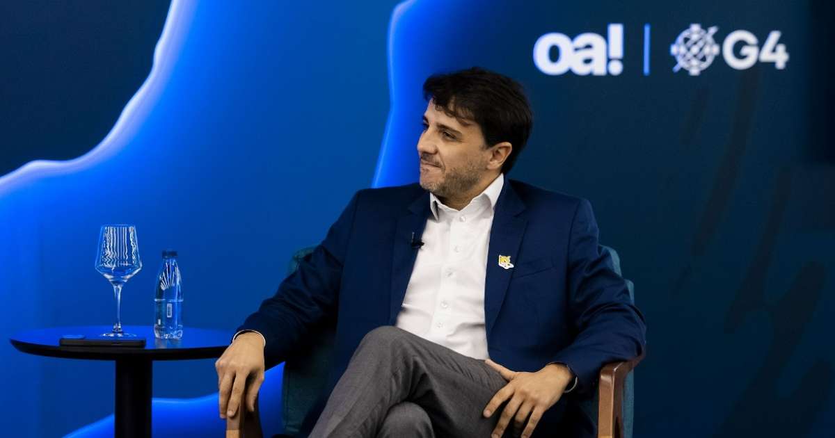 Renan Santos diz que Lula e Flávio 'são duas faces da mesma moeda' e recusa rótulo de 'terceira via'