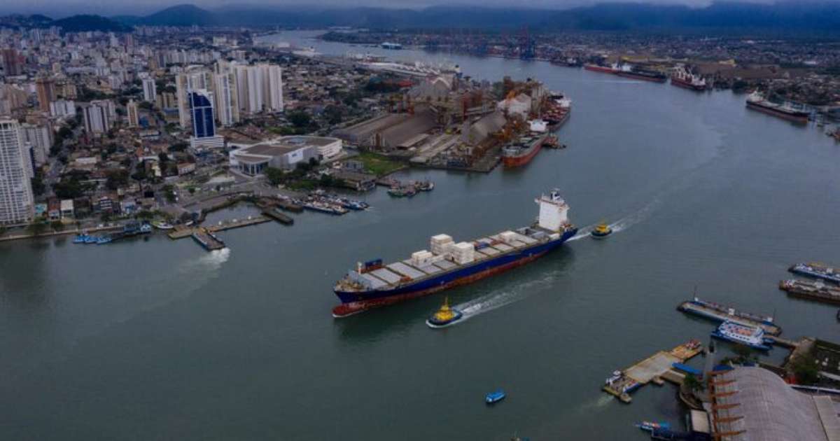 TCU suspende contrato para dragagem de aprofundamento do canal do Porto de Santos