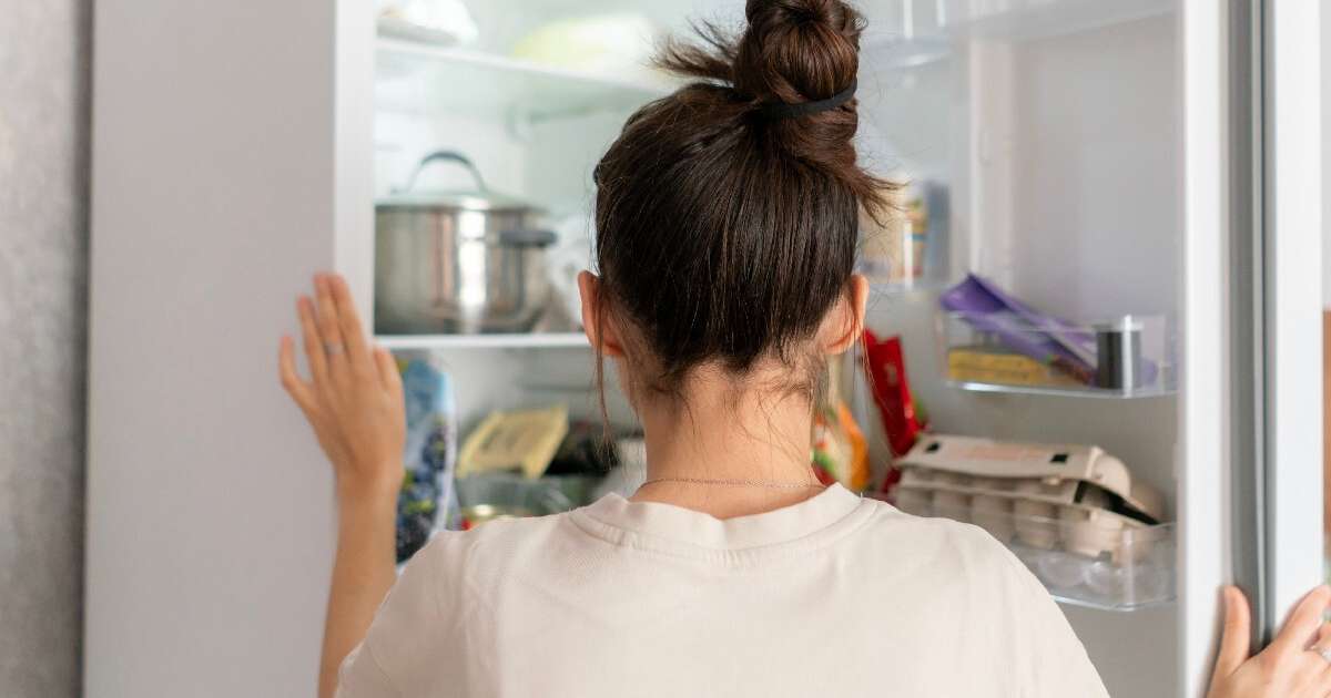 Um novo estudo mostra que seu cérebro já decidiu o que você vai comer antes da fome aparecer