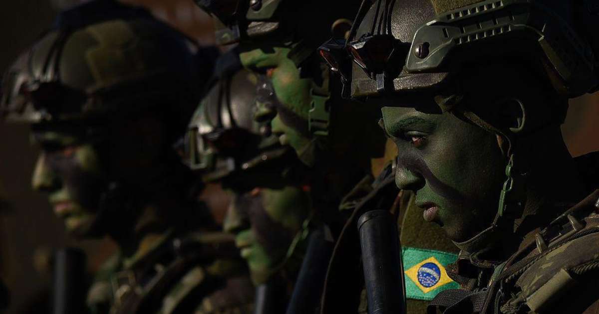 Por que ministro da Defesa diz que Brasil teria que só 'abrir o portão' aos EUA em caso de ataque (mesmo após alta de 13% nos gastos militares)