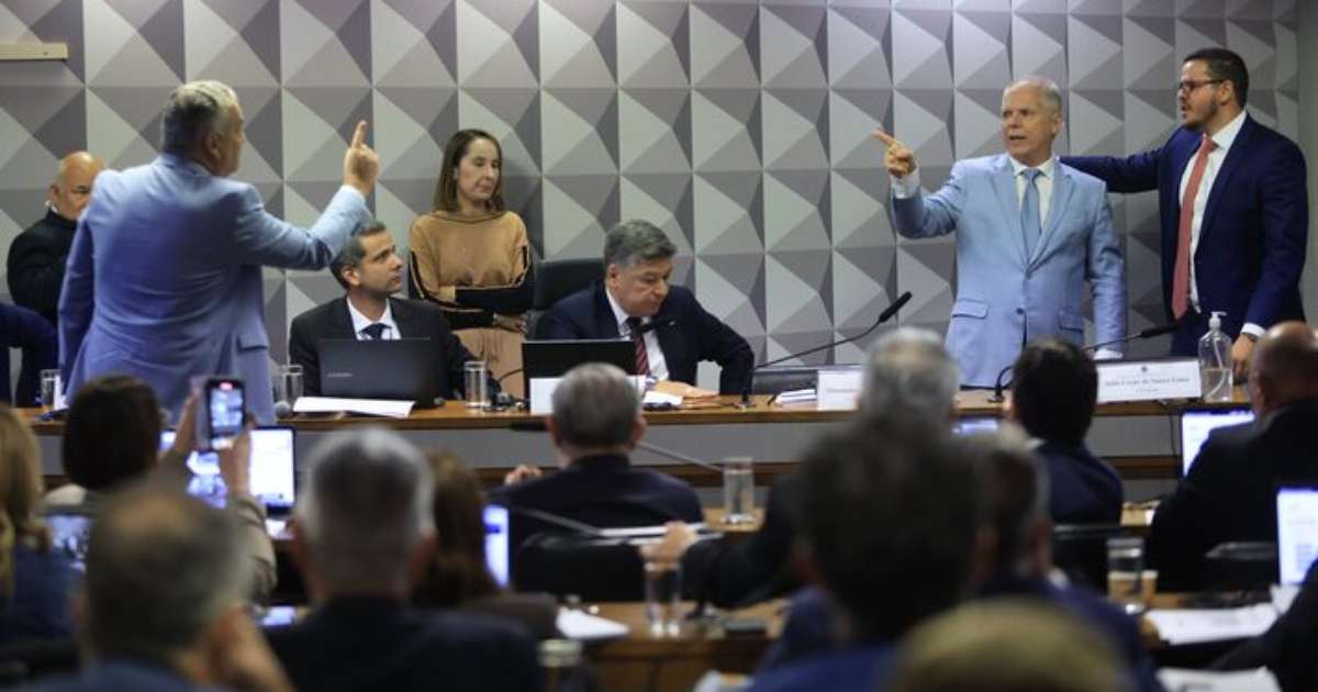 Petistas veem escolha de Alfredo Gaspar como vice de Flávio como 'tiro no pé' e revivem acusações