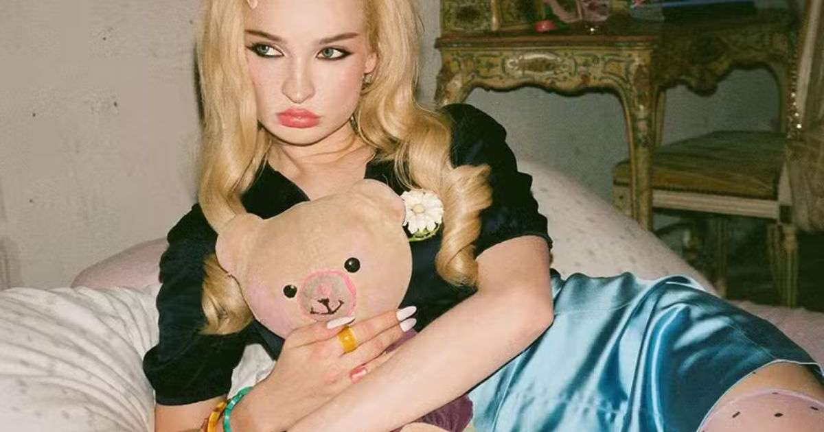 Kim Petras não corrige fã que disse que Taylor Swift e sombr arruinaram a indústria