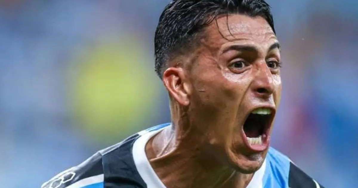 Gol de Pavón garante Grêmio nas quartas da Copa do Brasil e valoriza atacante em negociação de renovação