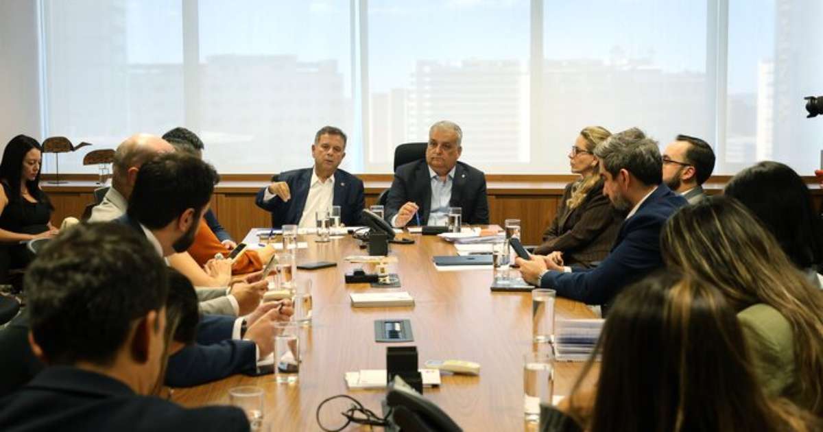 Campanha do PL age para debelar acusação de estupro, e Gaspar diz não aceitar acordo com Lindbergh