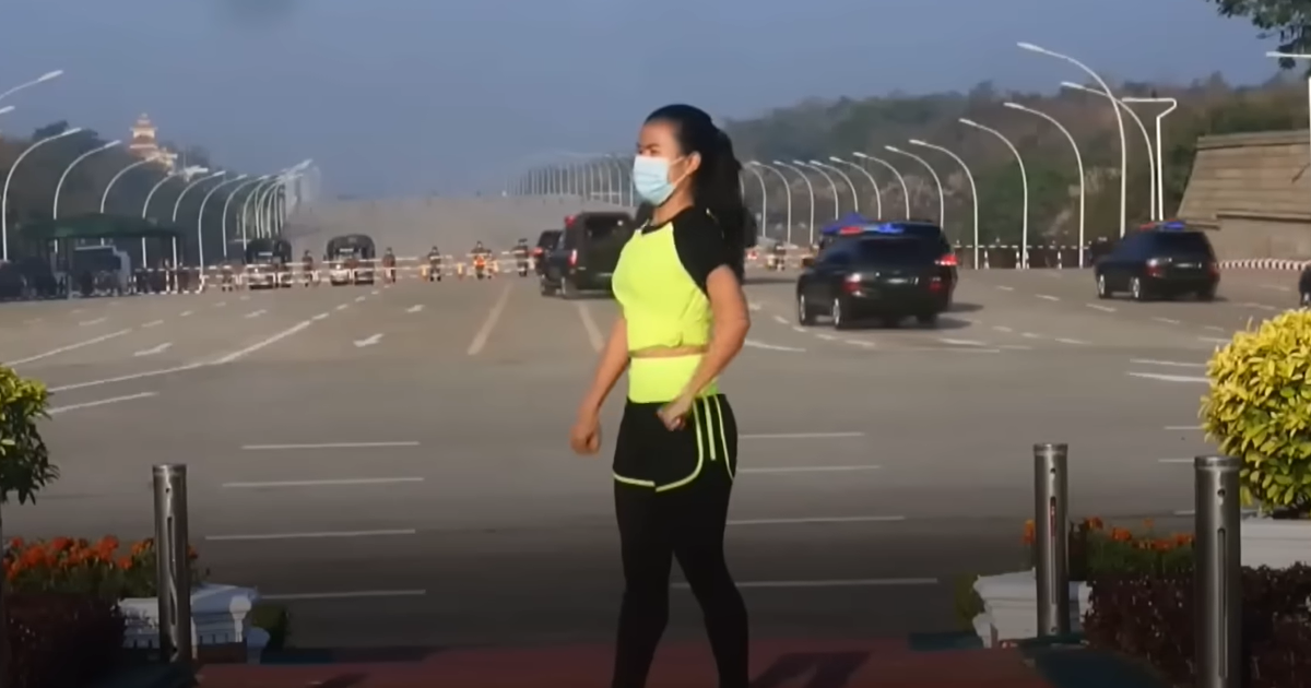 Essa mulher só queria fazer aeróbica mas acabou gravando um golpe de estado