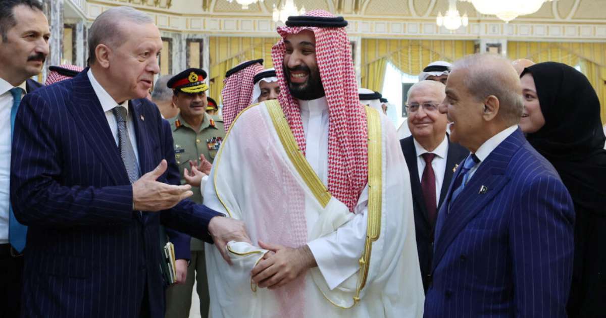 Arábia Saudita, Turquia e Paquistão firmam pacto de defesa diante da crise no Oriente Médio