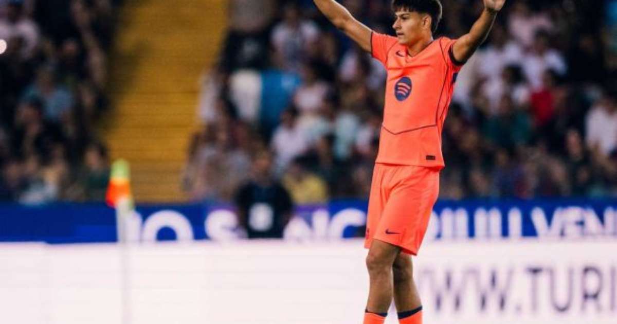 Em disputa de três times, Barcelona perde título no fim