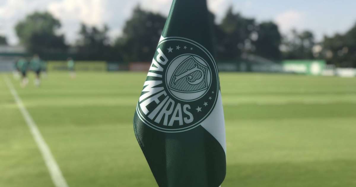 Abel Ferreira Comenta Premiação Milionária e Revela Expectativas para Paulinho no Palmeiras