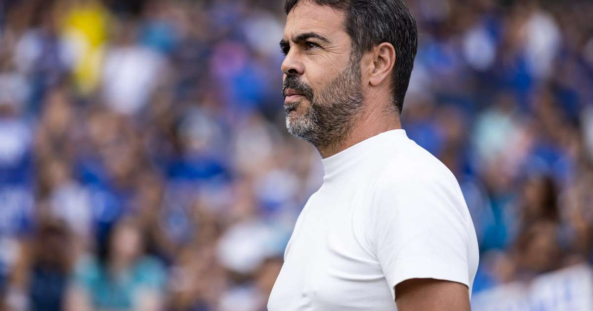 Artur Jorge destaca profundidade do elenco após vitória no Mineirão e foca no Flamengo na Libertadores