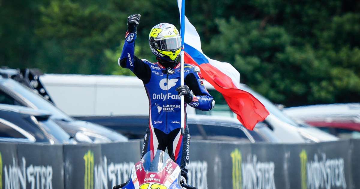Moto2: Em corrida eletrizante, Filip Salac conquista vitória inédita no GP da Grã-Bretanha