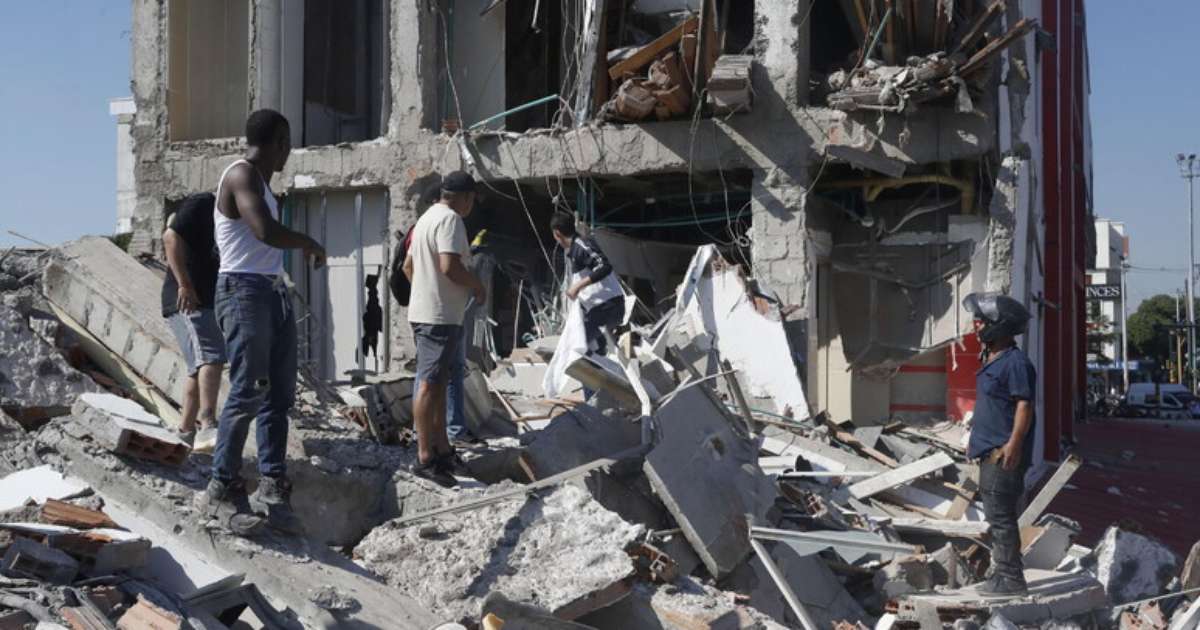 Número de mortos em terremoto na Colômbia passa de 70