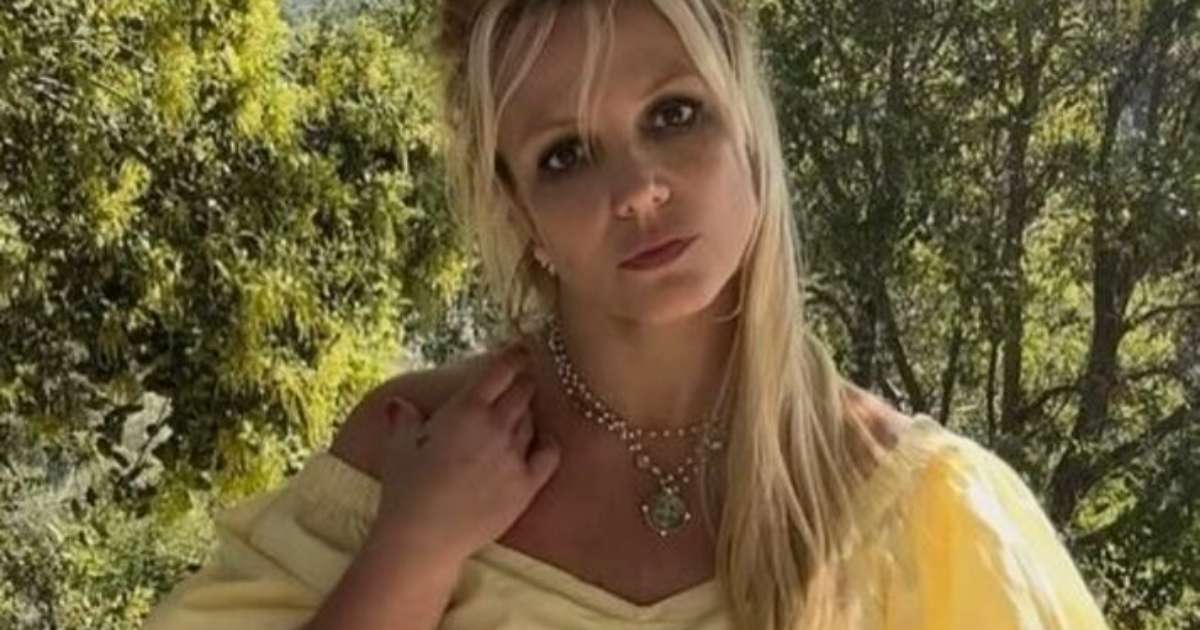 Britney Spears diz que seu faxineiro foi contratado pela mídia para vigiá-la; entenda