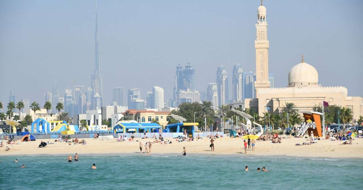 Dubai não consegue se livrar do espectro do conflito com o Irã; por isso, teve uma ideia: oferecer 700 euros a quem trouxer turistas