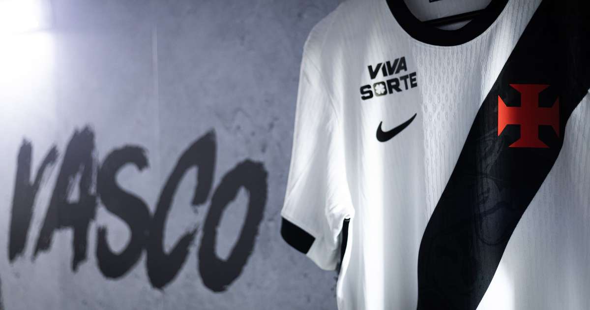 Jogador desejado pelo Vasco se envolve com o clube nas redes sociais