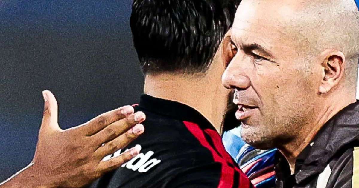 Leonardo Jardim Defende-se das Críticas da Torcida do Cruzeiro em Conferência Pós-Partida