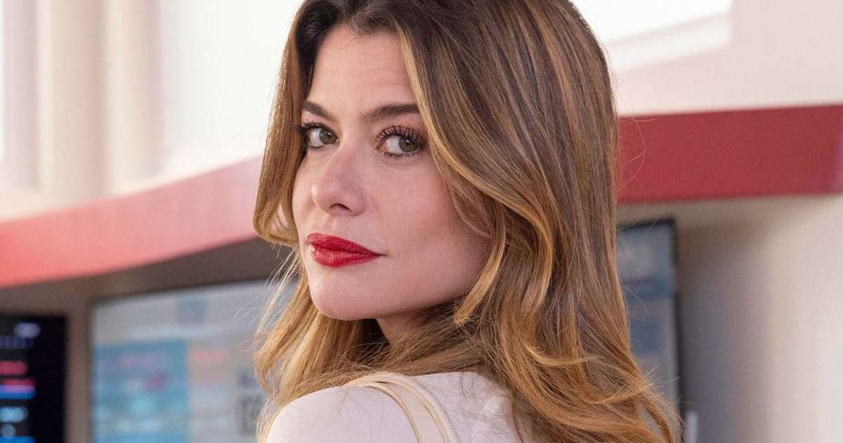 A psicologia diz que as mulheres que sempre passam batom não são mais vaidosas: essa é uma forma de expressar como se sentem