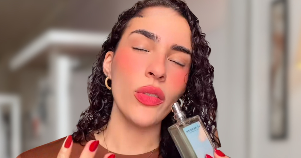 'Gabarito de mulher cheirosa': Lívian Aragão revela perfume fresco para usar de dia e marcante para a noite, com flor de laranjeira e sândalo, que garante 'cheiro de rica' por meno