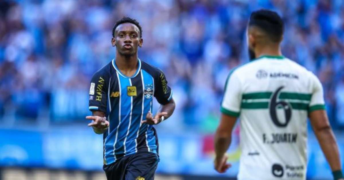 Gabriel Mec enfrenta desafio no Grêmio após mudança tática de Luís Castro e concorrência acirrada
