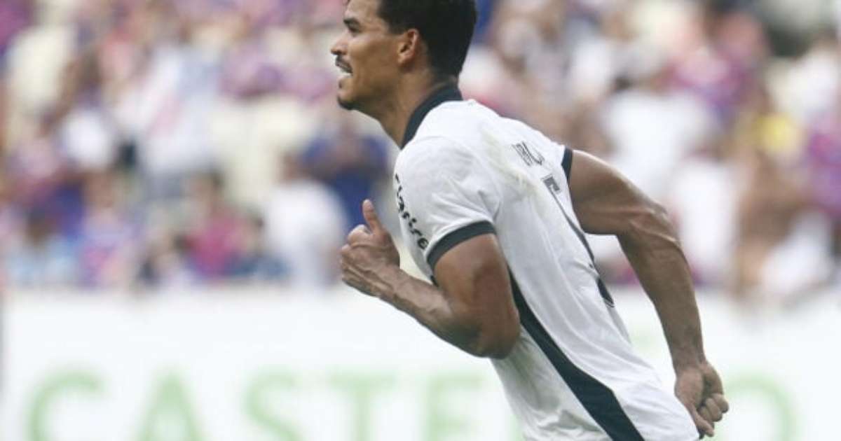 Grêmio negocia contratação do volante Danilo Barbosa