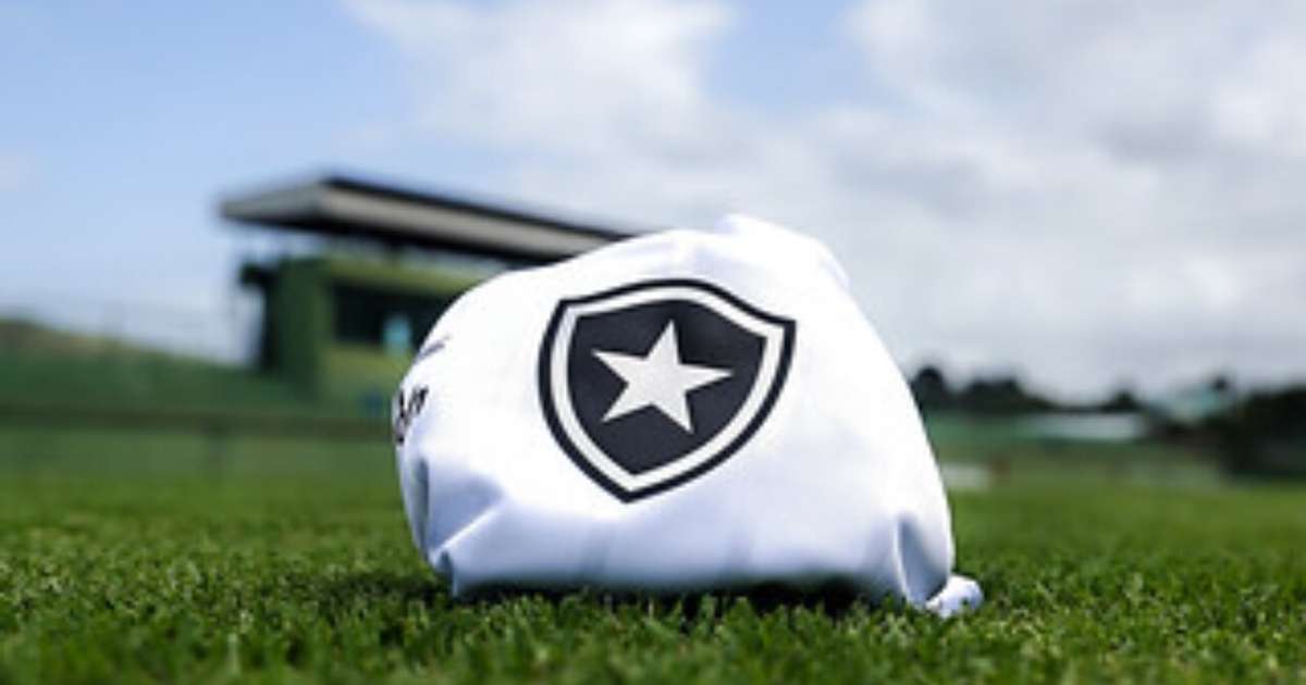 Zagueiro de saída, Botafogo é prejudicado e declaração de Neymar: as últimas notícias do Botafogo