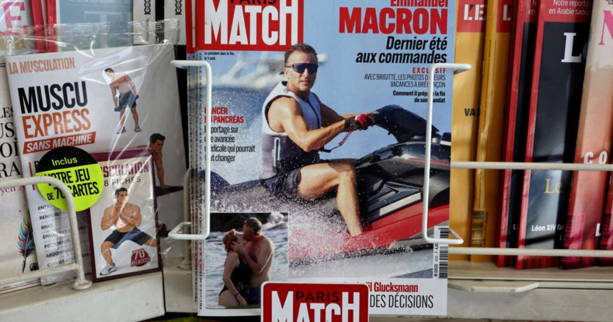 Macron é alvo de críticas após fotos de férias em meio a incêndios e onda de calor na França