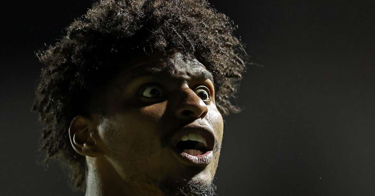Rosario Central rebate acusações de Hugo Souza e traz à tona polêmica envolvendo torcida do Corinthians