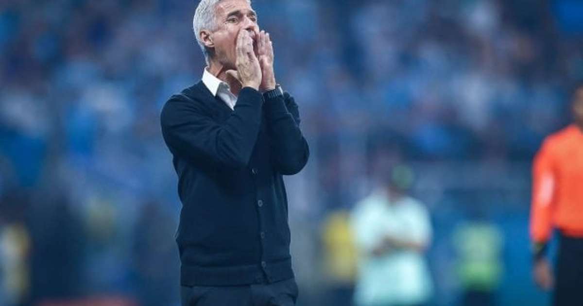 Cenário caótico: Grêmio amarga pior campanha como visitante e técnico assume responsabilidades
