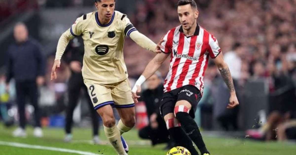 João Cancelo rescinde com Al-Hilal e negocia com Barcelona